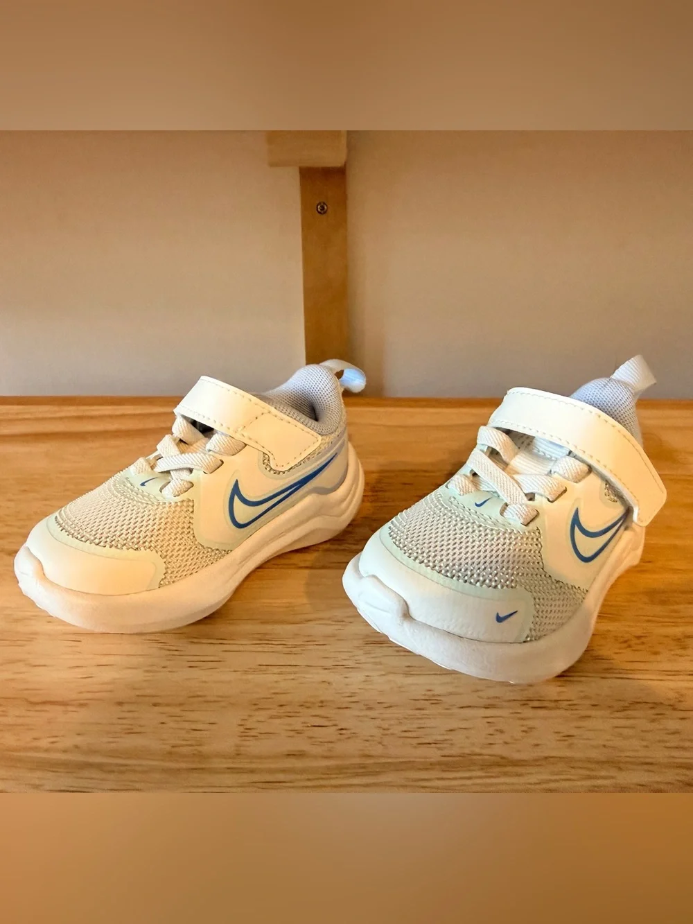 Toddler Nike Sneaker with velcro strap